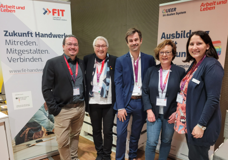 v.l.n.r.: Moritz Greil, Elke Hannack, Jan Krüger, Barbara Menke, Carina Schönberger